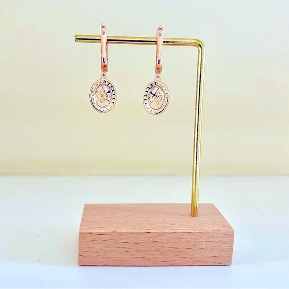 14K Gold Vintage Style Dangle Drop Earrings - Picture 4 of 8